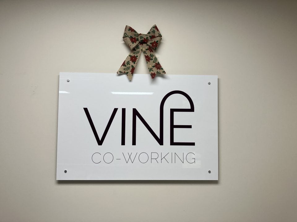 vine_co-working_sign